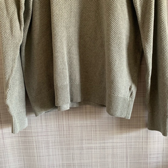 Goodfellow Men’s‎ Gray Crew Sweater - Picture 3 of 5